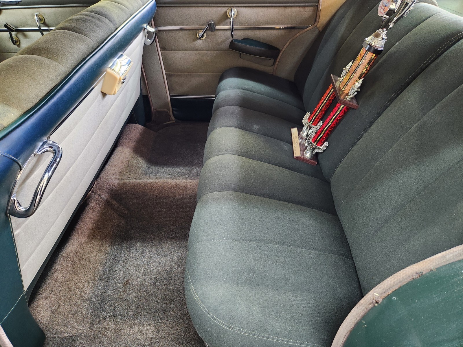 Chrysler-Other-1950-Sedan-16