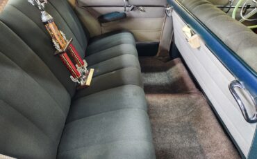 Chrysler-Other-1950-Sedan-17