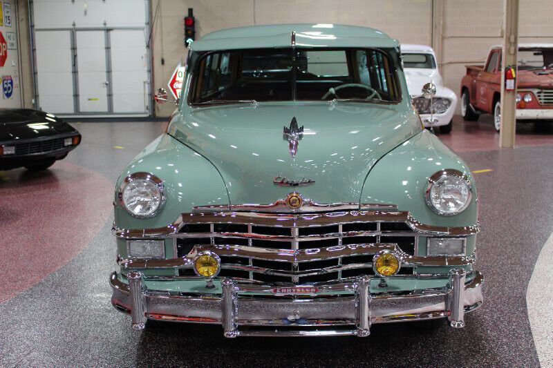 Chrysler-Royal-1949-Wagon-2