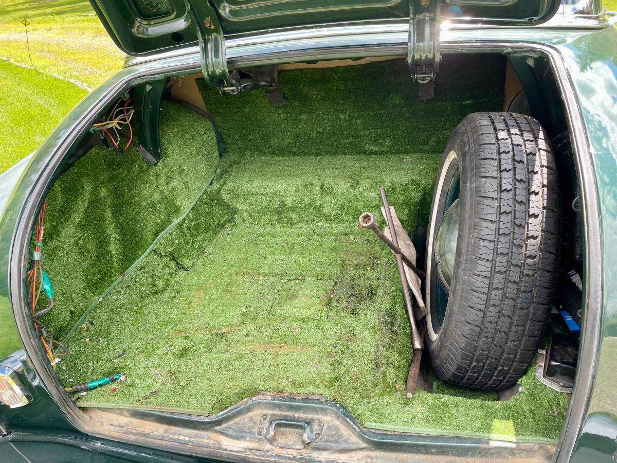 Chrysler-Royal-1950-green-10