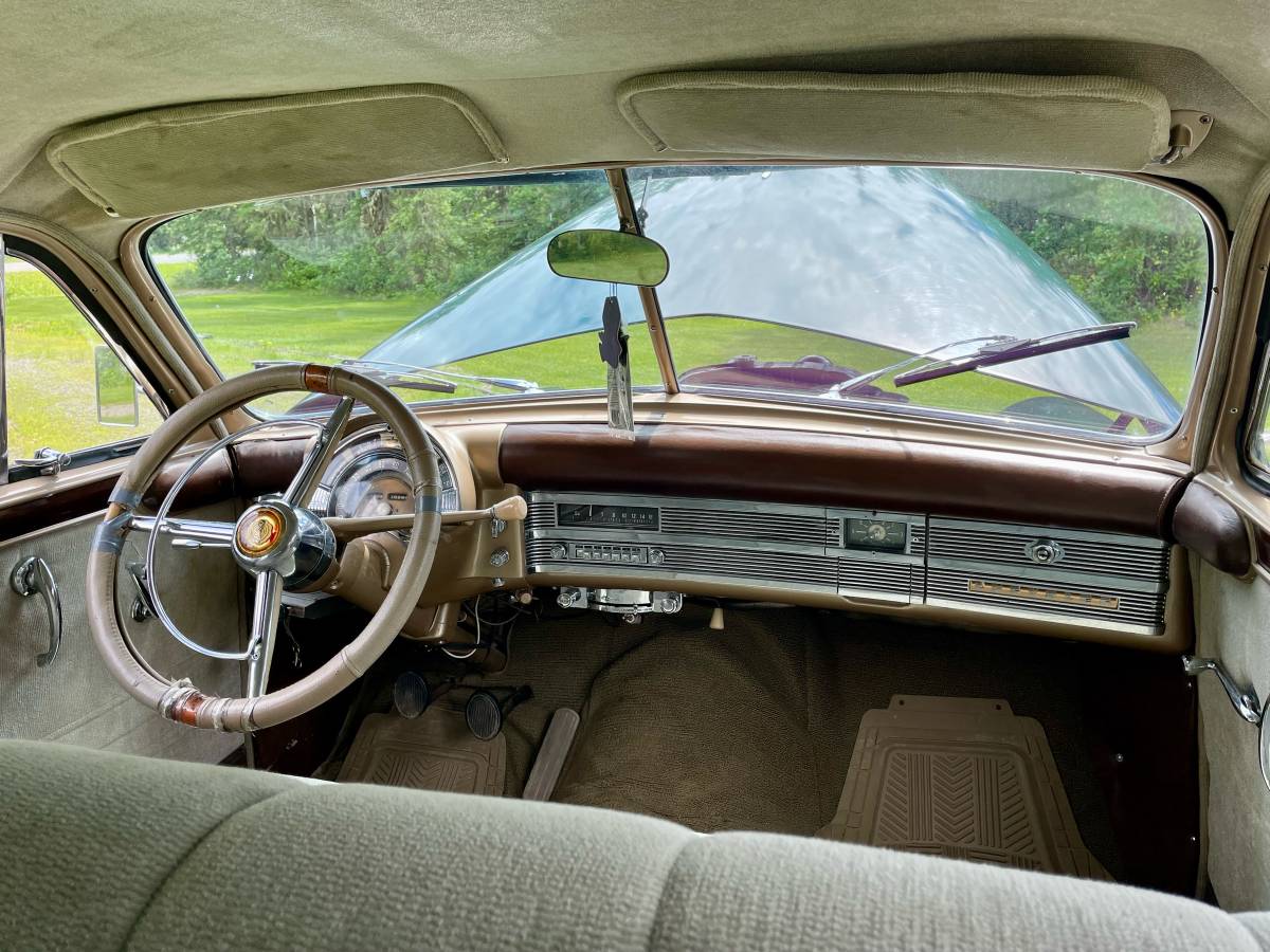 Chrysler-Royal-1950-green-13