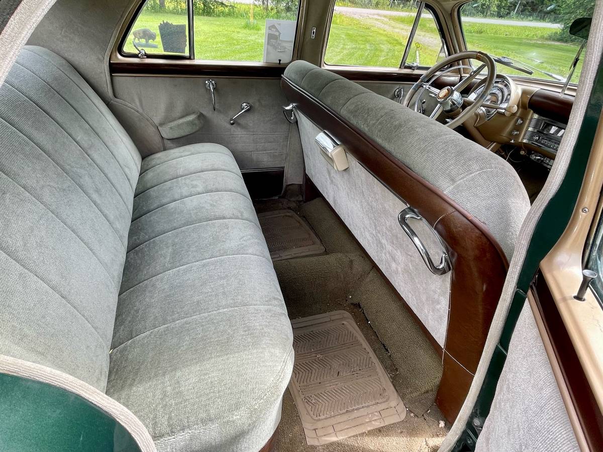 Chrysler-Royal-1950-green-14