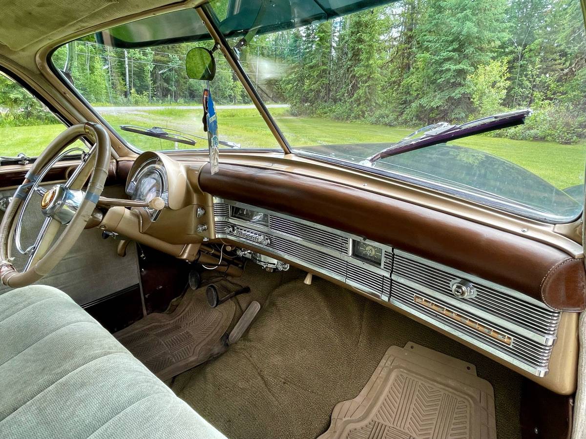 Chrysler-Royal-1950-green-15