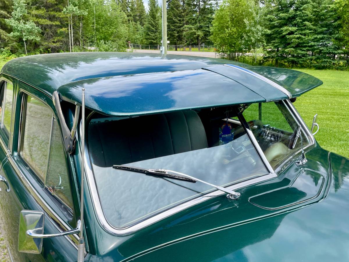 Chrysler-Royal-1950-green-5