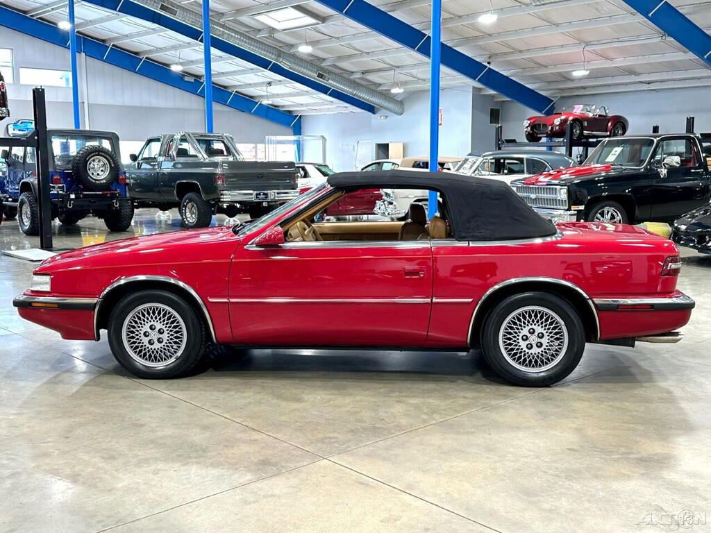 Chrysler-TC-1989-Convertible-11