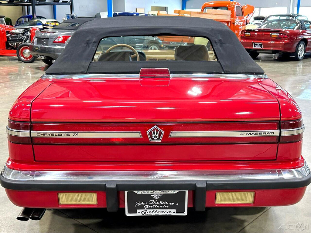 Chrysler-TC-1989-Convertible-13