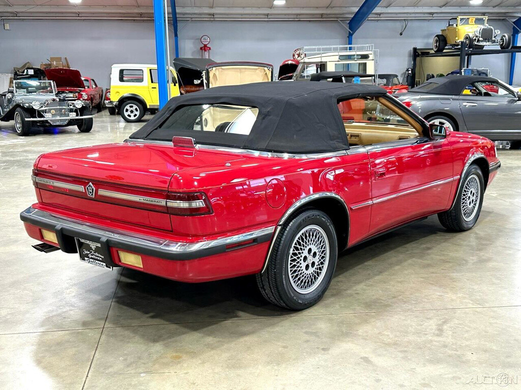 Chrysler-TC-1989-Convertible-14