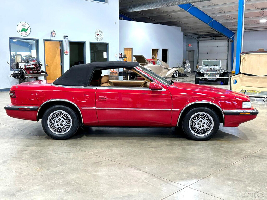 Chrysler-TC-1989-Convertible-15