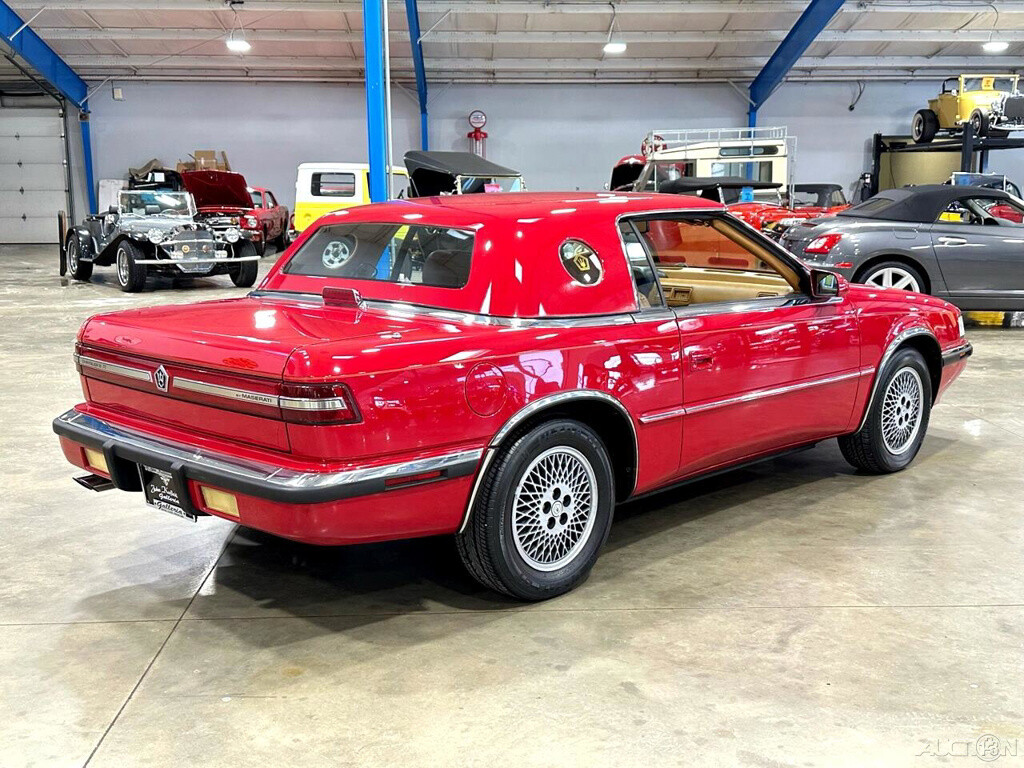 Chrysler-TC-1989-Convertible-23