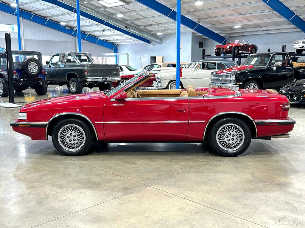 Chrysler-TC-1989-Convertible-3