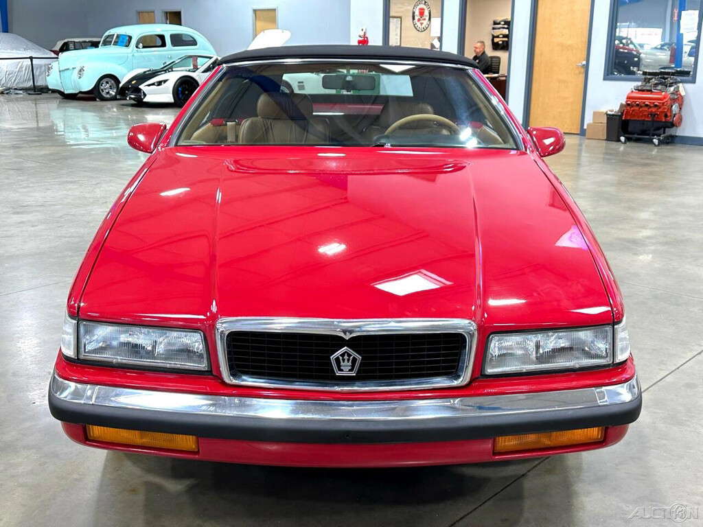 Chrysler-TC-1989-Convertible-9