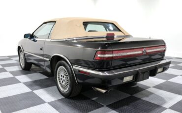 Chrysler-TC-by-Maserati-1990-Convertible-10