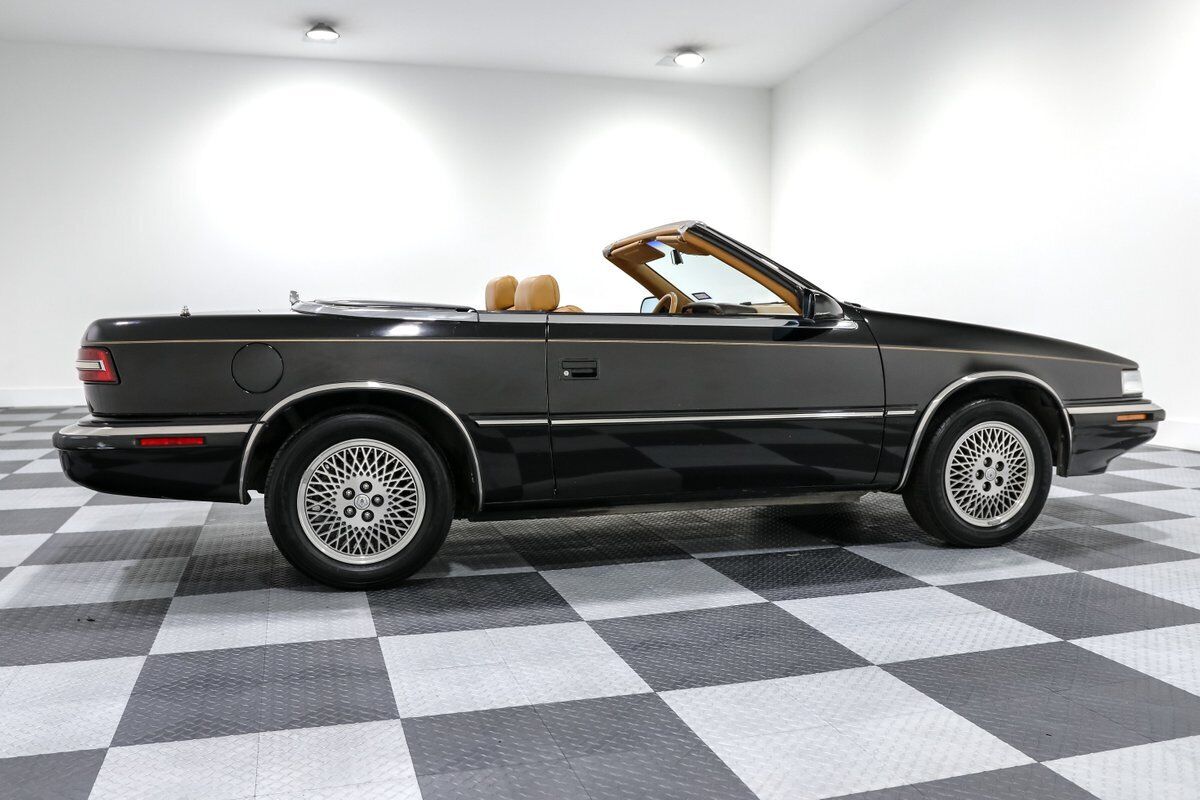 Chrysler-TC-by-Maserati-1990-Convertible-15