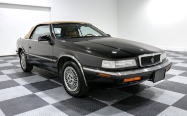 Chrysler-TC-by-Maserati-1990-Convertible-2