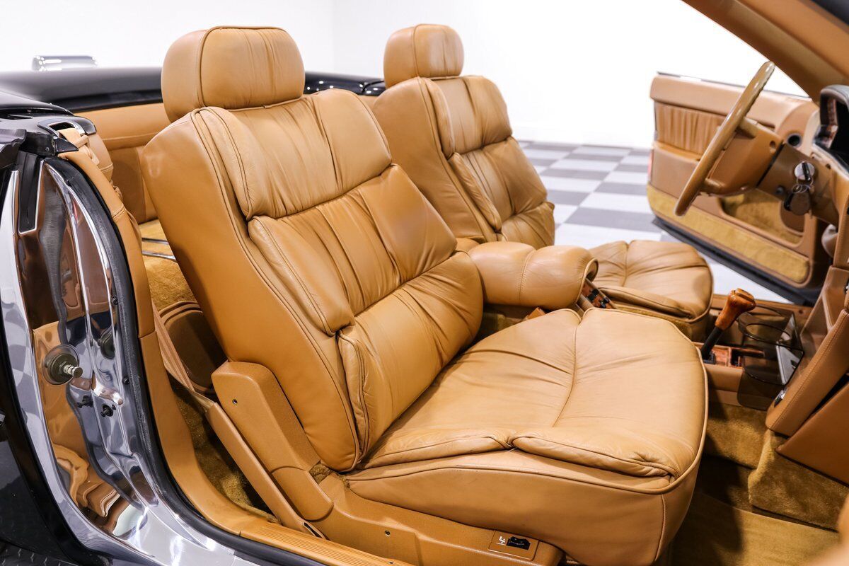 Chrysler-TC-by-Maserati-1990-Convertible-25
