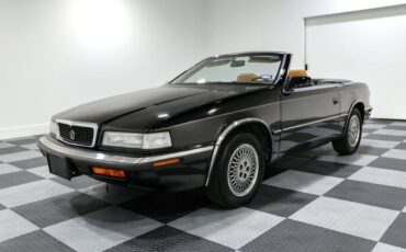 Chrysler-TC-by-Maserati-1990-Convertible-4