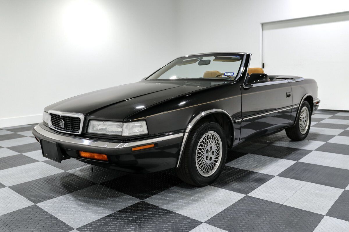 Chrysler-TC-by-Maserati-1990-Convertible-4