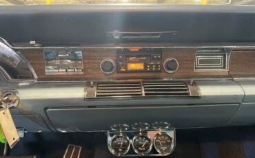 Chrysler-Town-Country-1966-16