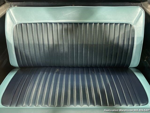 Chrysler-Town-Country-1966-22
