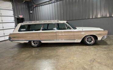 Chrysler-Town-Country-1966-30