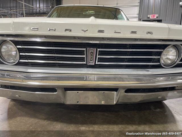 Chrysler-Town-Country-1966-35