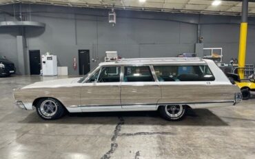 Chrysler-Town-Country-1966-4