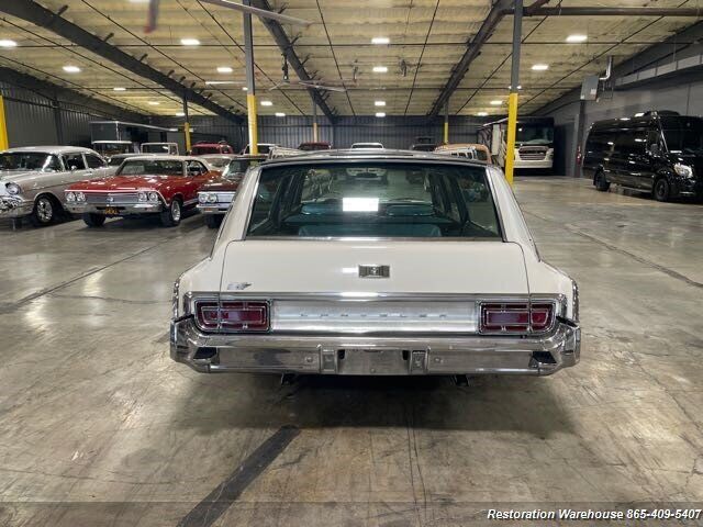 Chrysler-Town-Country-1966-6