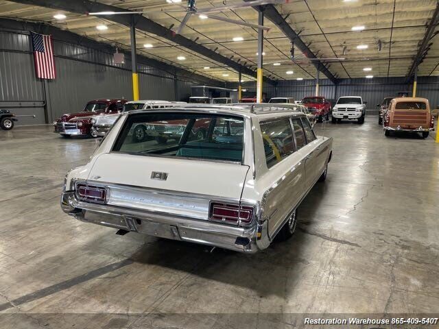 Chrysler-Town-Country-1966-7