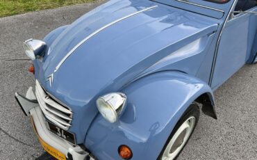 Citroen-2-CV-1971-coupe-10