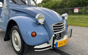 Citroen-2-CV-1971-coupe-35