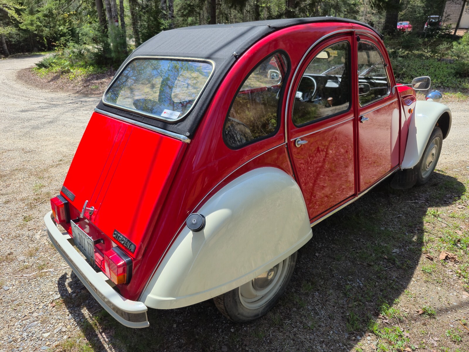 Citroen-2CV6-SPECIAL-1975-Convertible-4