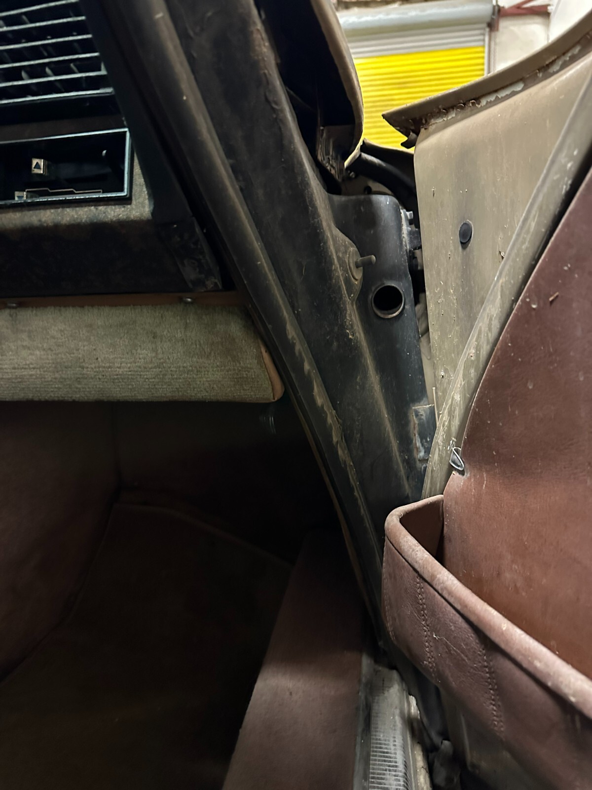 Citroen-DS21-Pallas-1972-Sedan-25