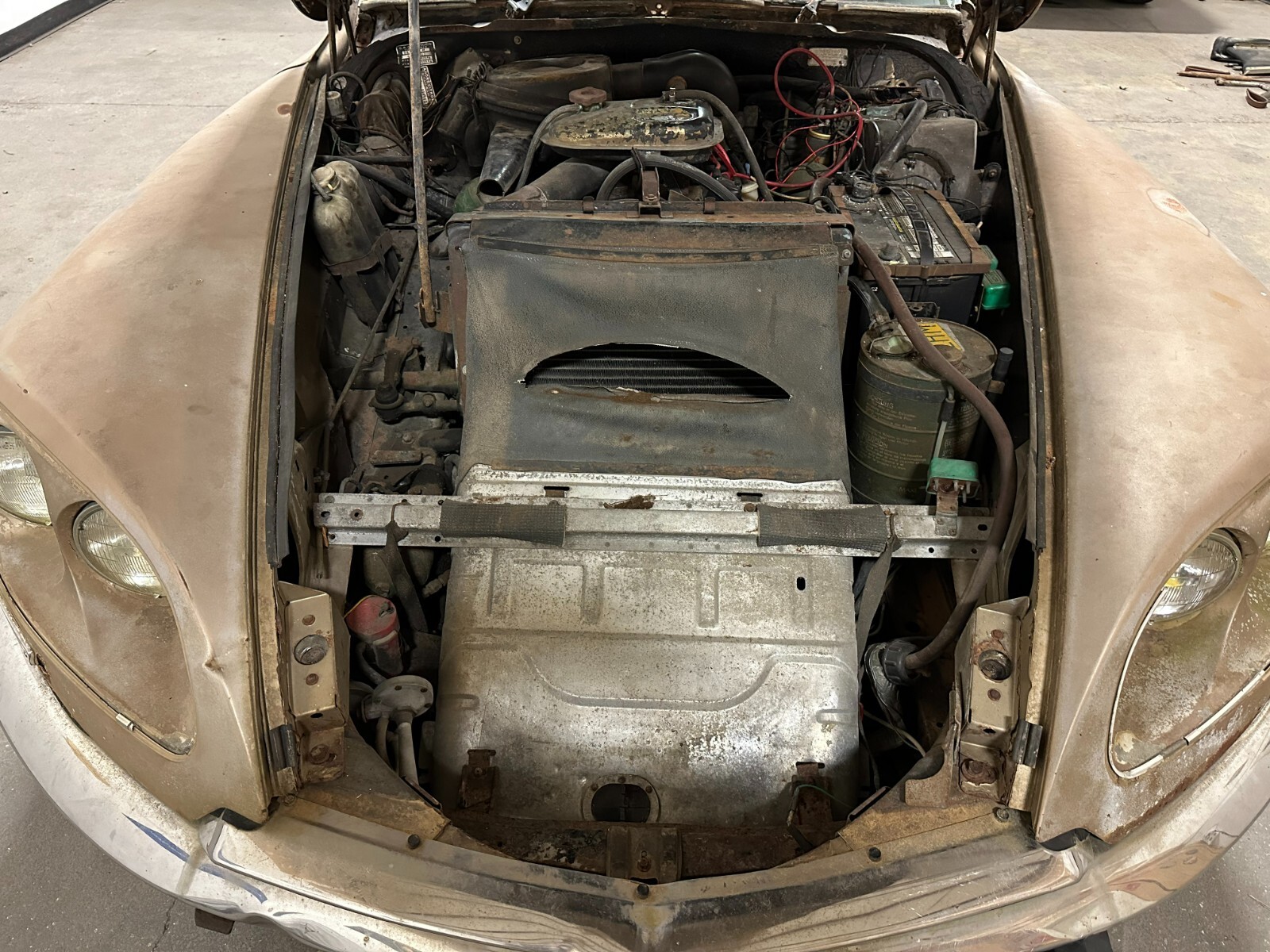 Citroen-DS21-Pallas-1972-Sedan-28