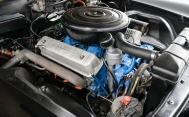 Continental-MkII-1956-Coupe-9