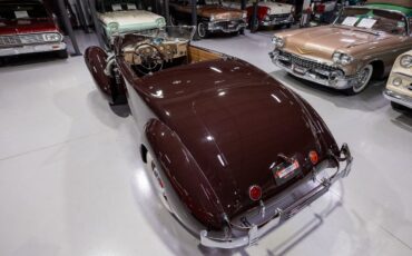 Cord-1937-Convertible-10