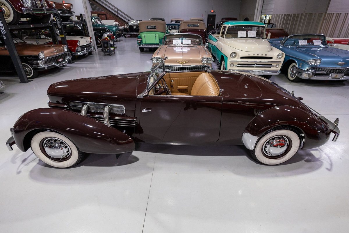 Cord-1937-Convertible-11