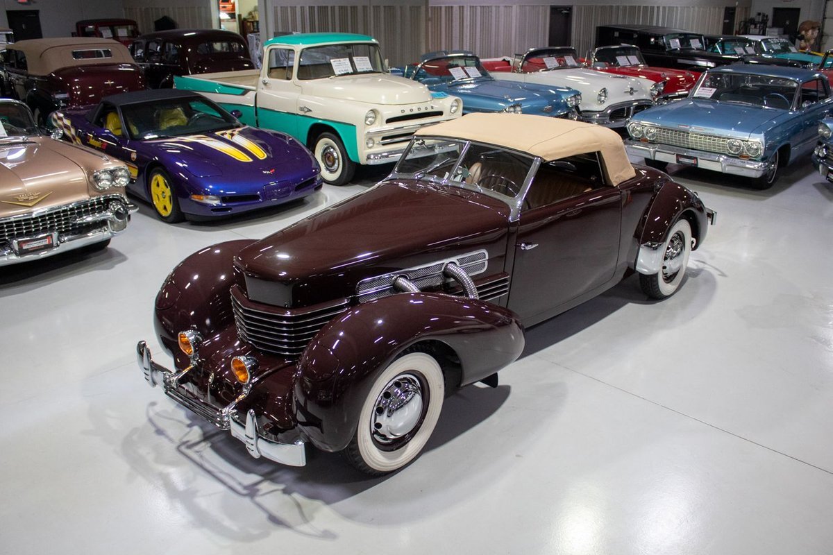 Cord-1937-Convertible-12