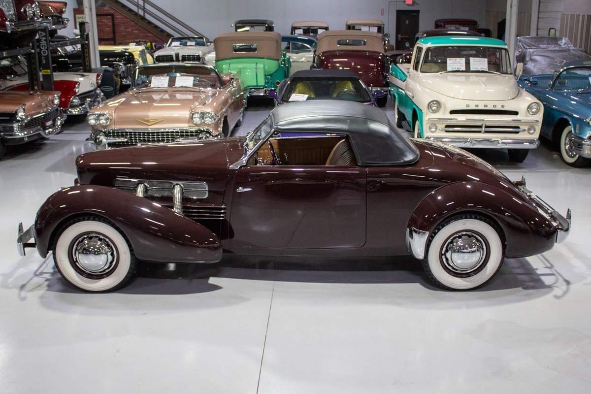 Cord-1937-Convertible-27