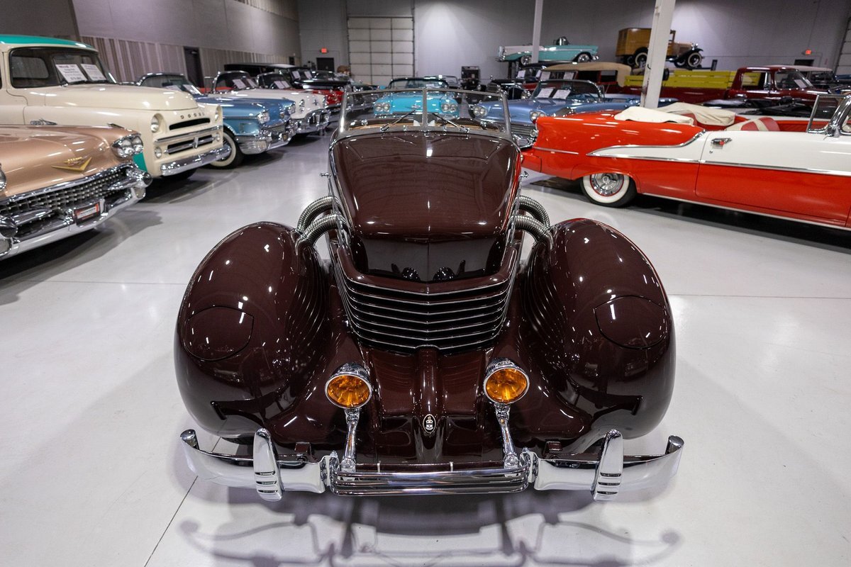 Cord-1937-Convertible-29