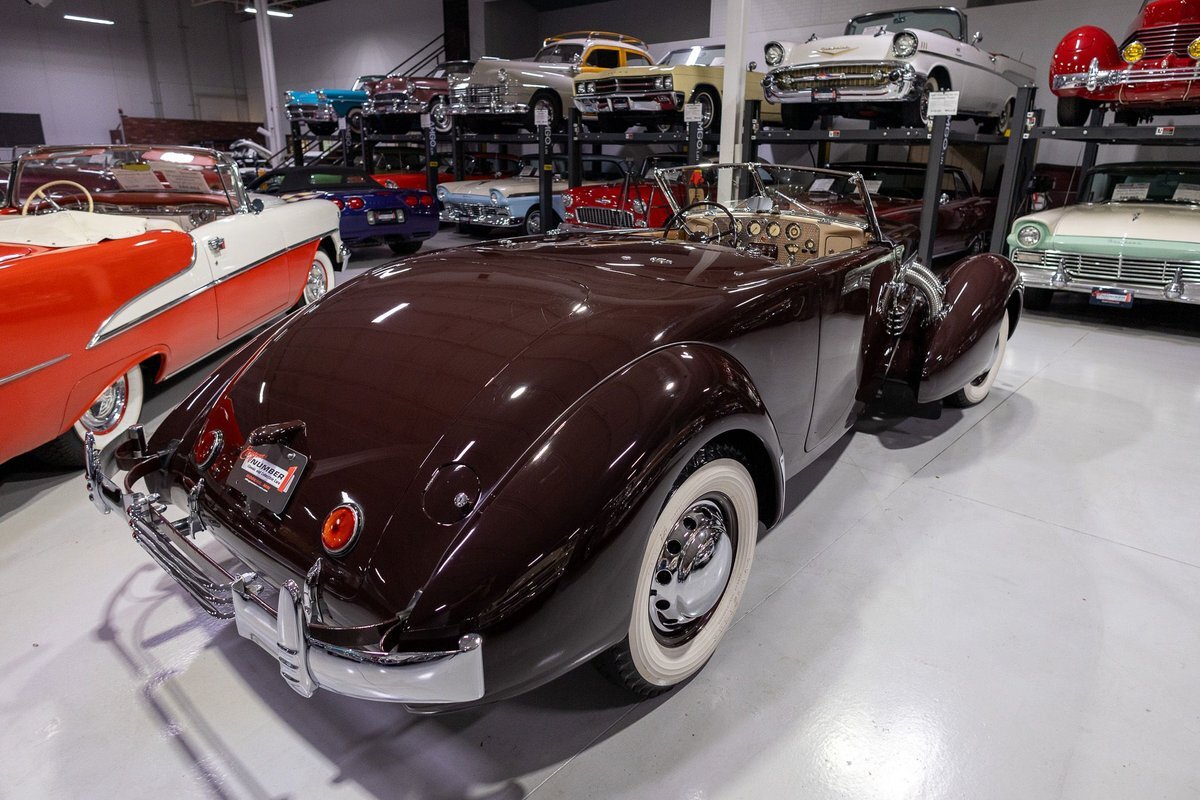 Cord-1937-Convertible-32