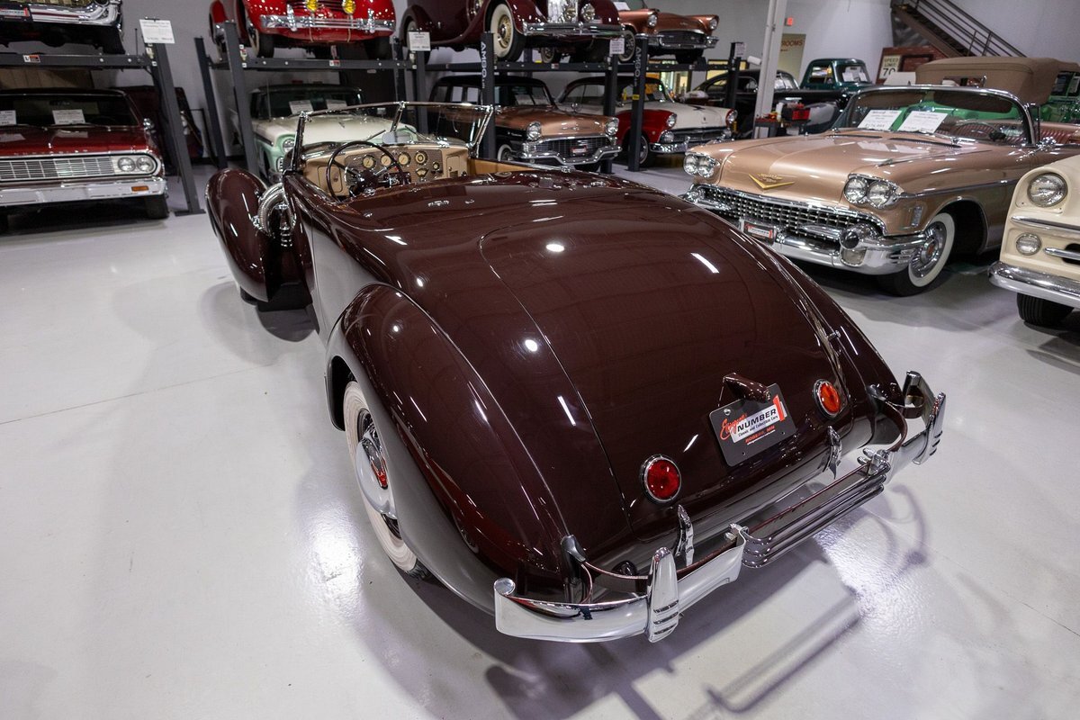 Cord-1937-Convertible-34