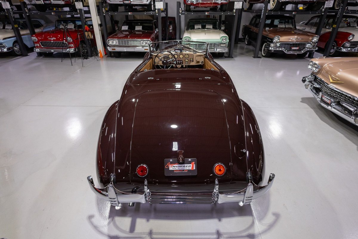 Cord-1937-Convertible-9