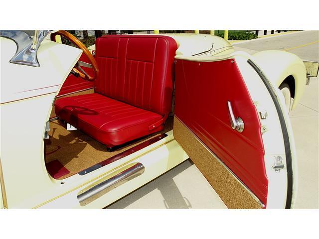 Cord-BOAT-TAIL-SPEEDSTER-1971-CONVERTIBLE-13
