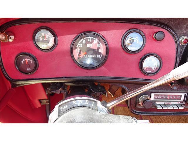 Cord-BOAT-TAIL-SPEEDSTER-1971-CONVERTIBLE-18