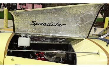 Cord-BOAT-TAIL-SPEEDSTER-1971-CONVERTIBLE-22