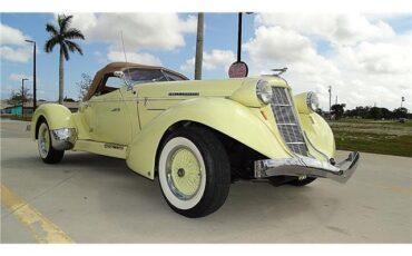Cord-BOAT-TAIL-SPEEDSTER-1971-CONVERTIBLE-6