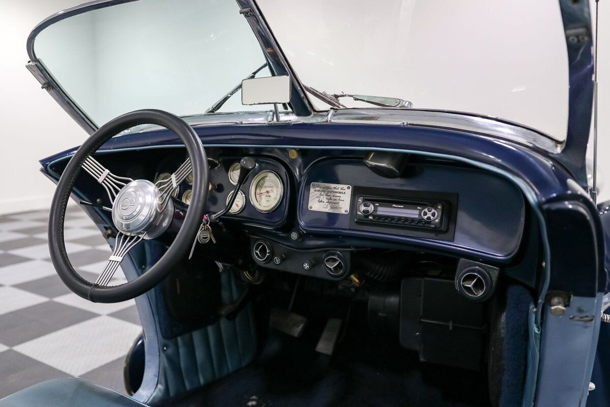 Cord-Speedster-1936-Convertible-21