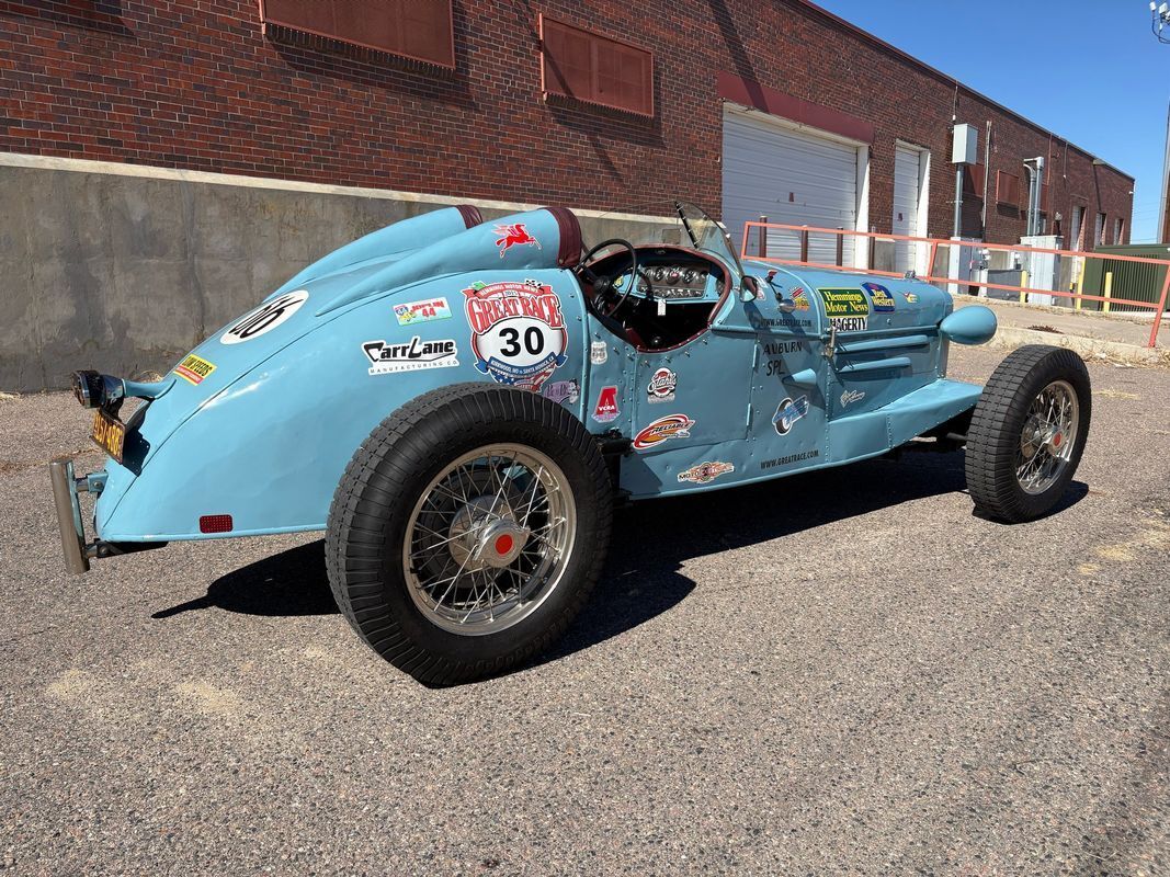 Cord-Speedster-Special-1932-17