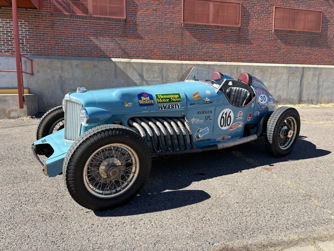 Cord-Speedster-Special-1932-26