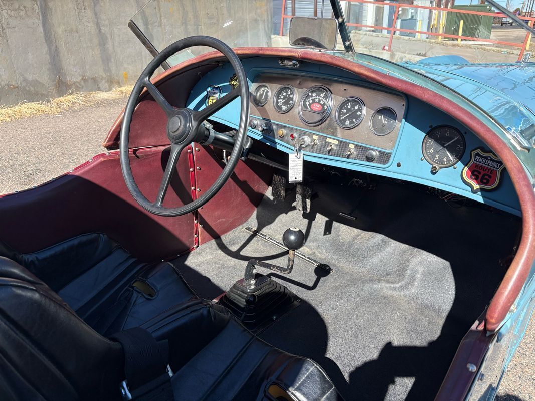 Cord-Speedster-Special-1932-9